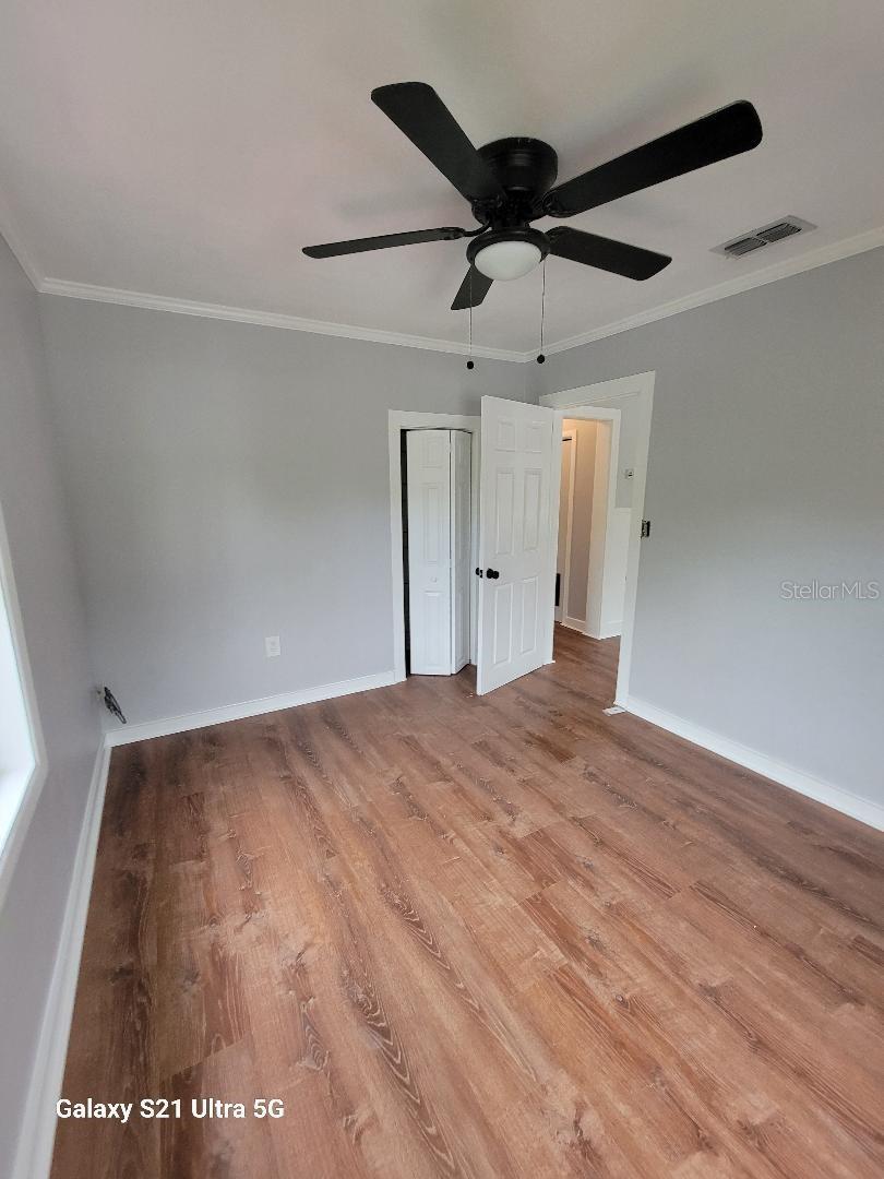 16 S Primrose Dr #2 Property Photo 1