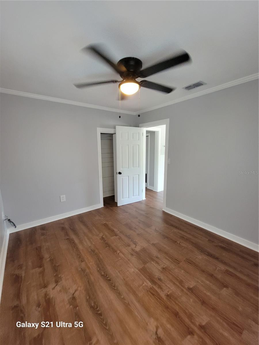 16 S Primrose Dr #2 Property Photo 2