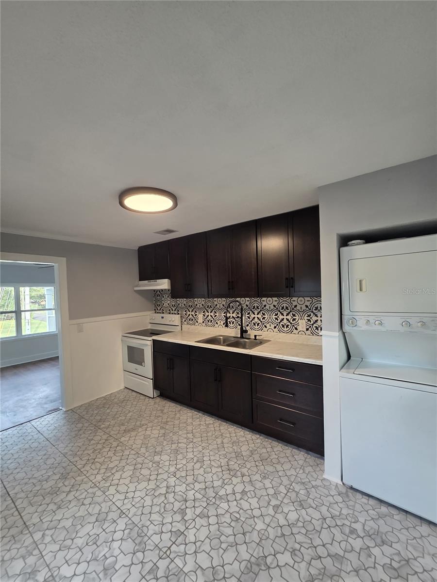 16 S Primrose Dr #2 Property Photo 13