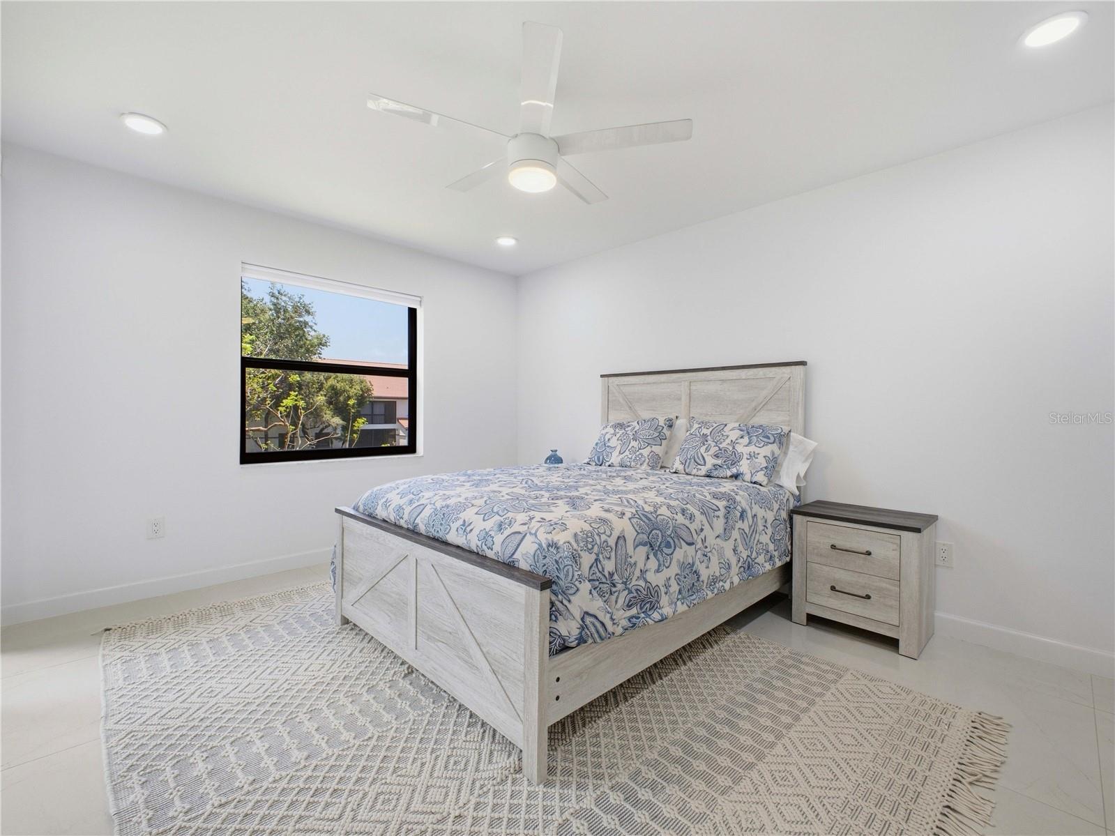 5157 Floria Way #j Property Photo 18