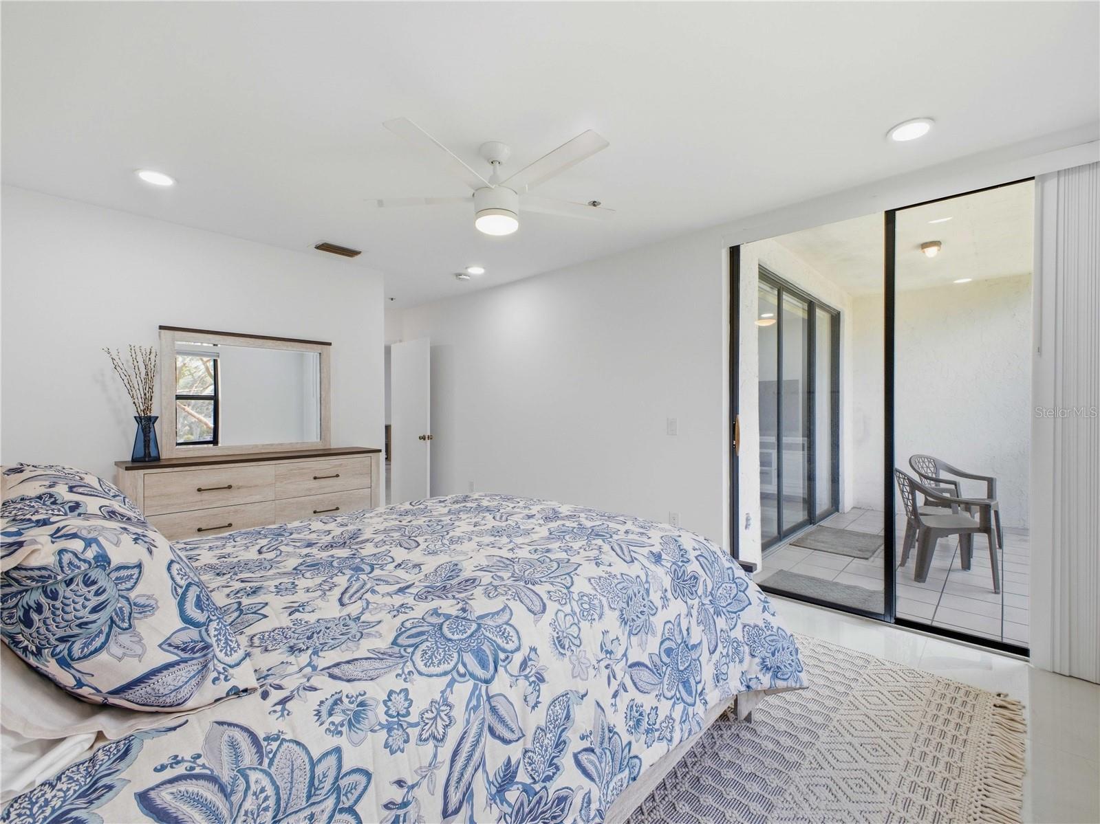 5157 Floria Way #j Property Photo 20