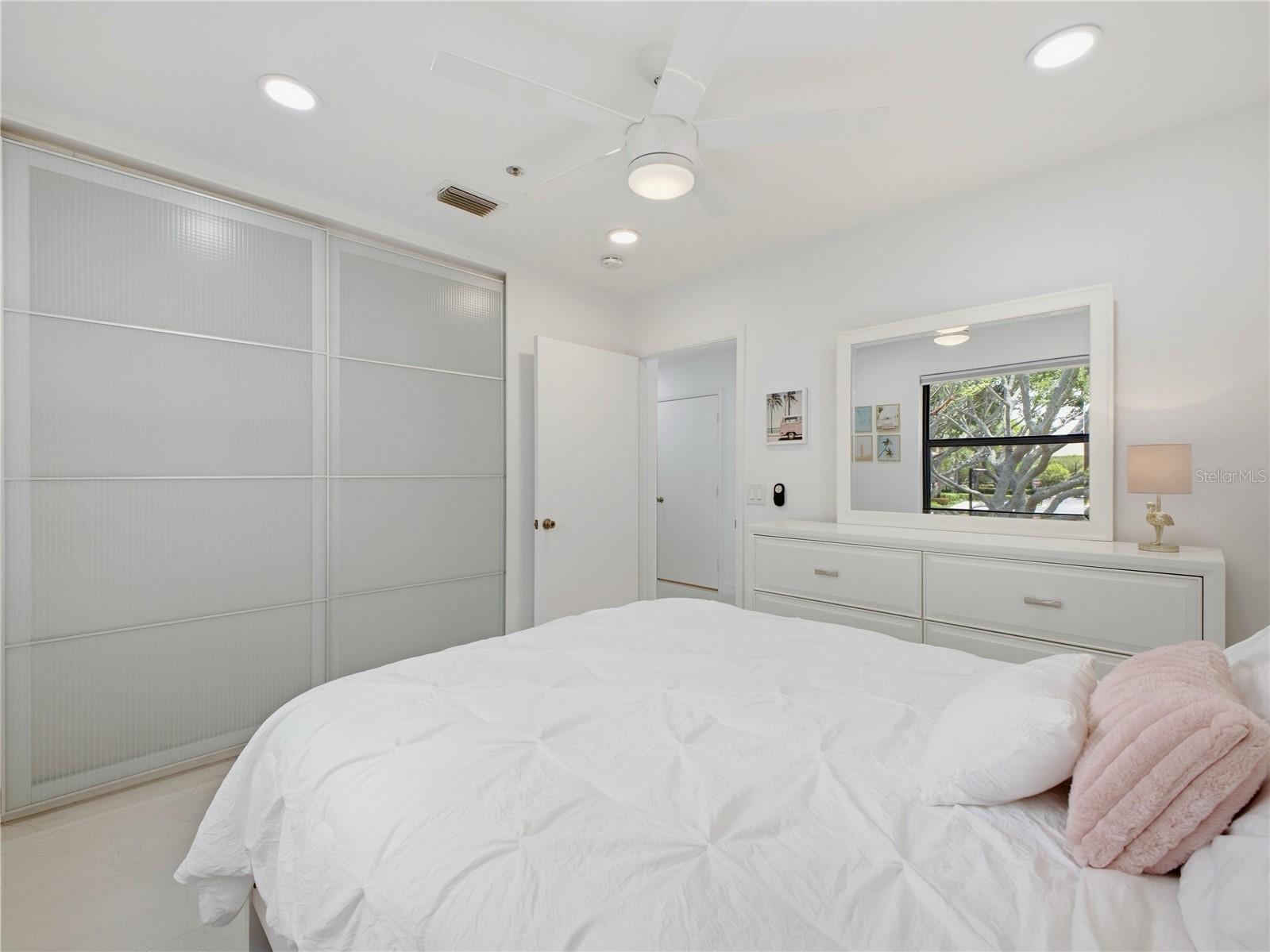 5157 Floria Way #j Property Photo 25