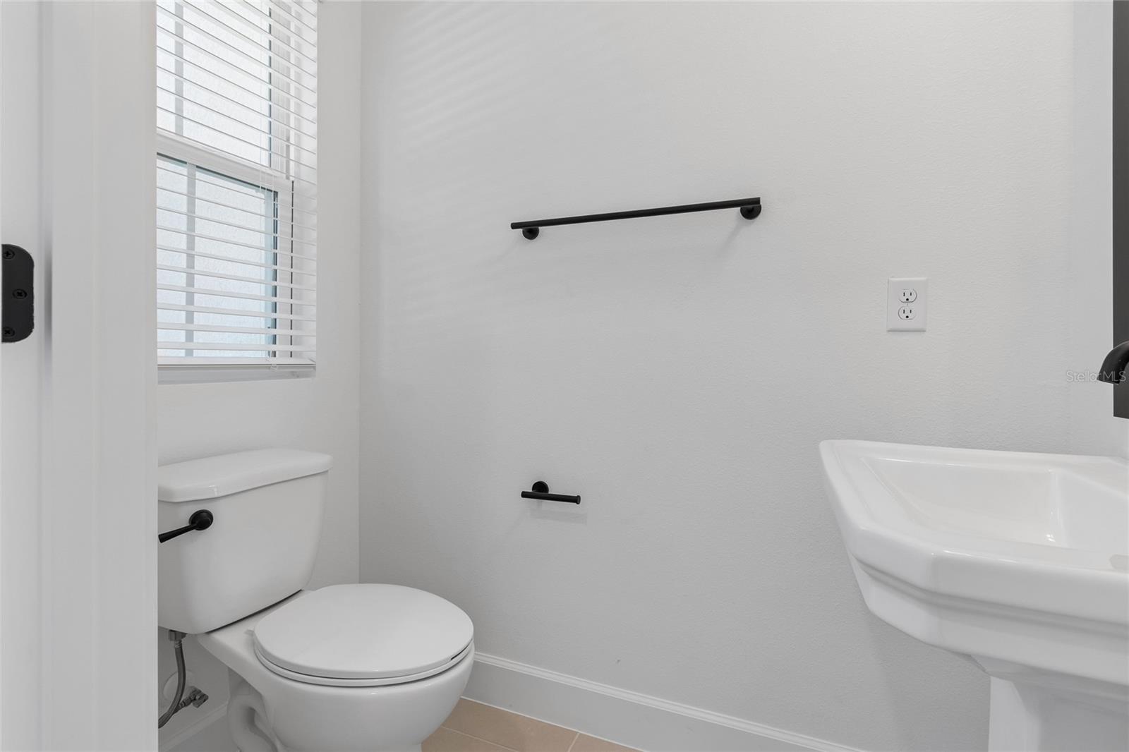 3422 Withers Way Property Photo 16