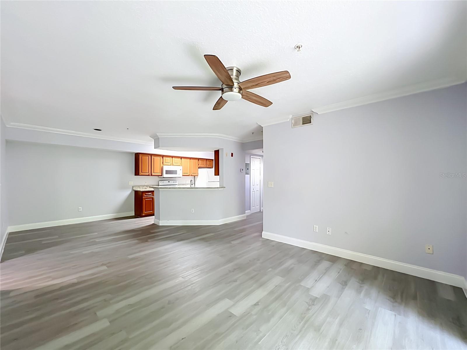 738 Crest Pines Dr #728 Property Photo 13