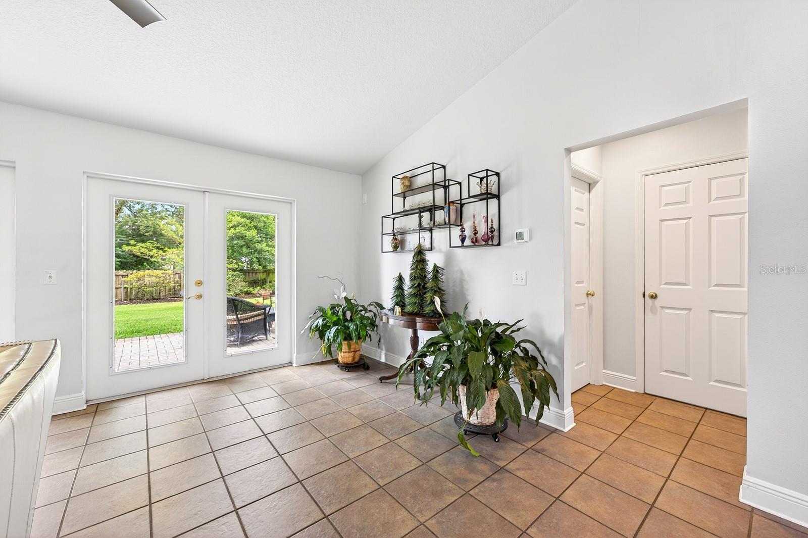 2706 Hargill Dr Property Photo 15