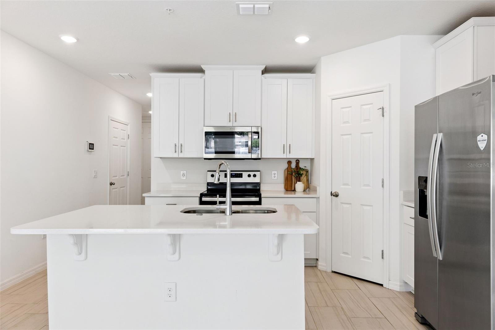 2097 Crape Jasmine Ln Property Photo 11