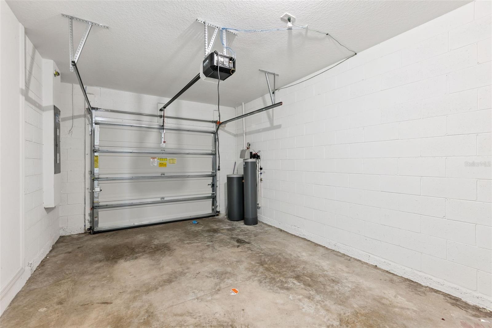 2097 Crape Jasmine Ln Property Photo 28