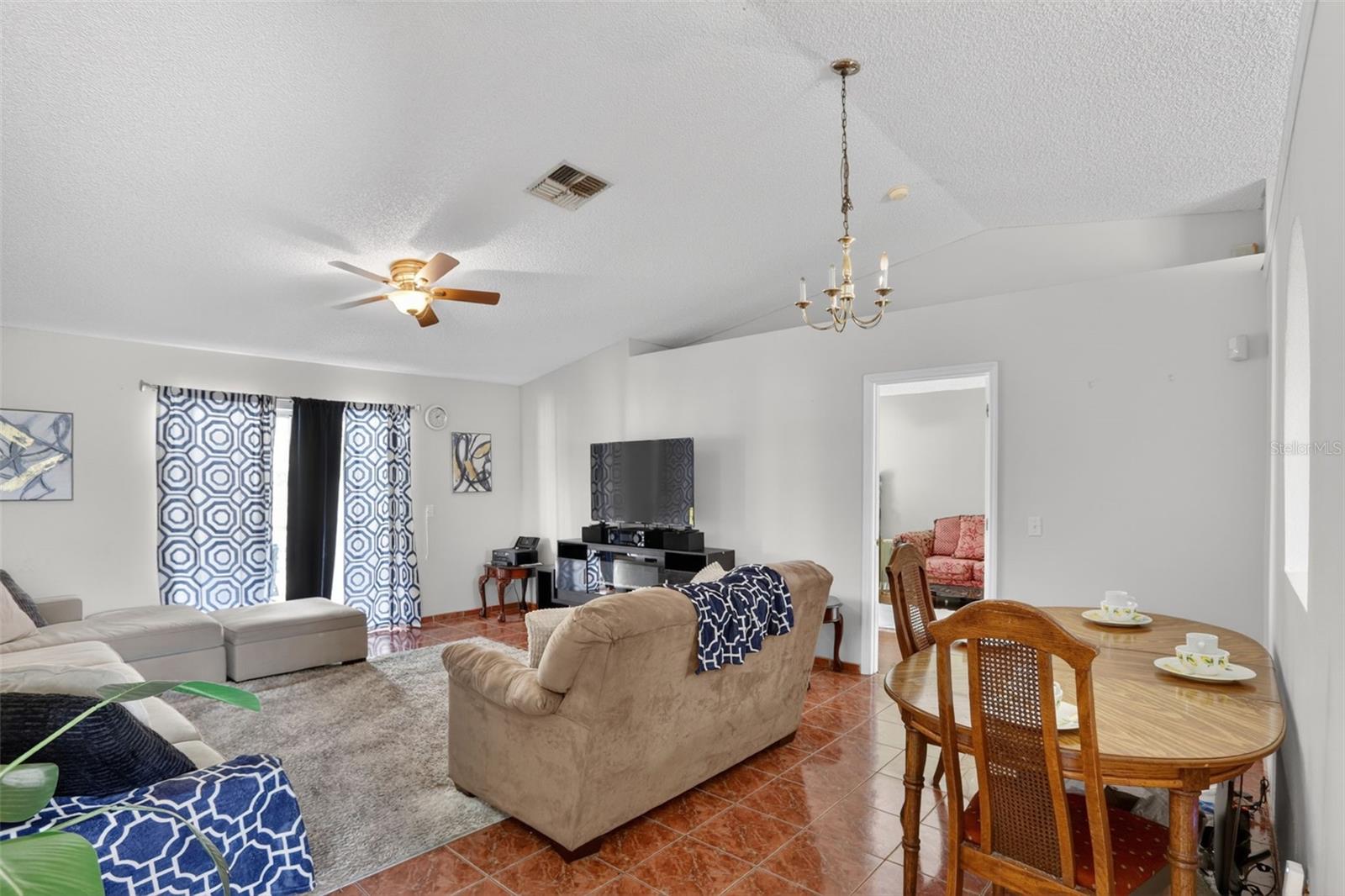 6820 Pomeroy Cir Property Photo 8