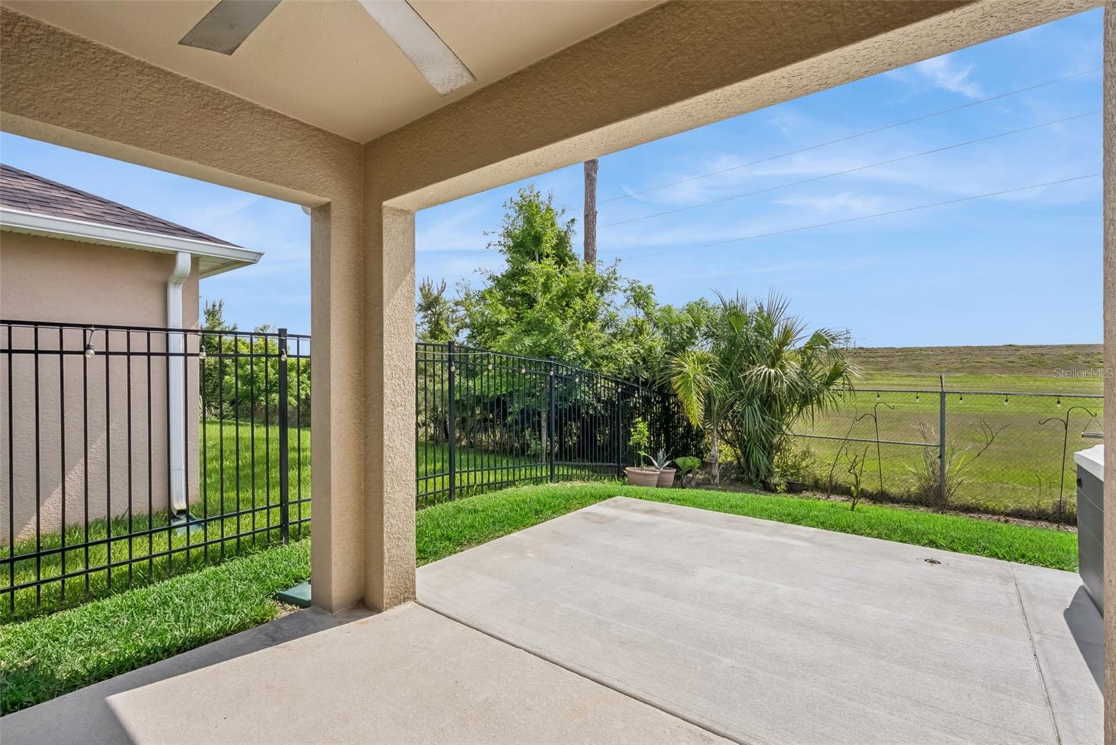 623 Lazio Cir Property Photo 22