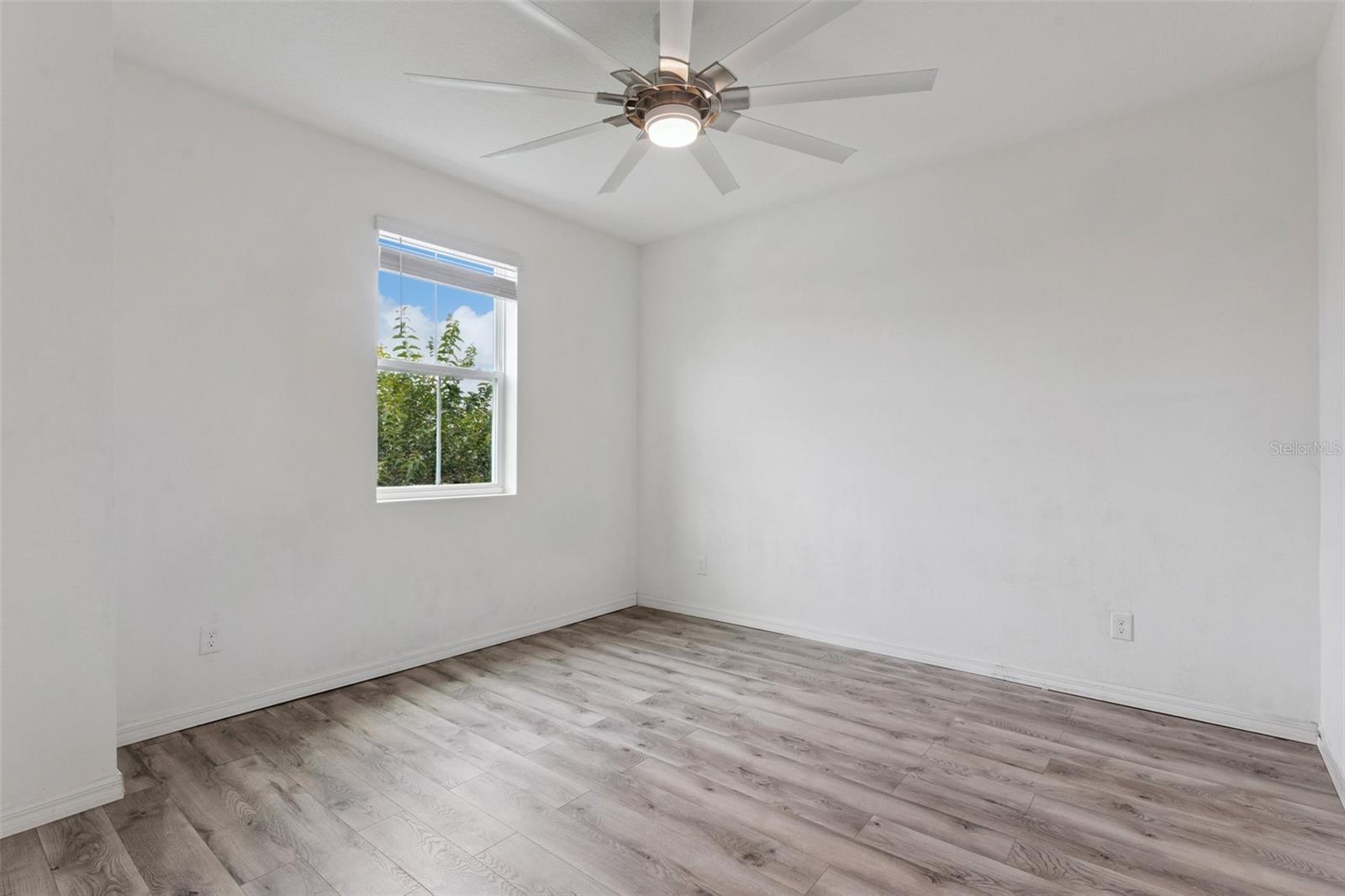 2265 Emerald Springs Dr Property Photo 14