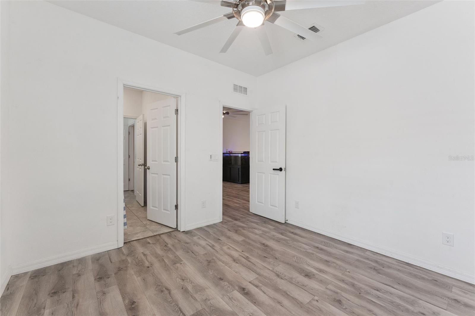 2265 Emerald Springs Dr Property Photo 15