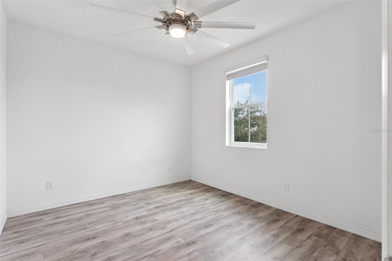2265 Emerald Springs Dr Property Photo 16