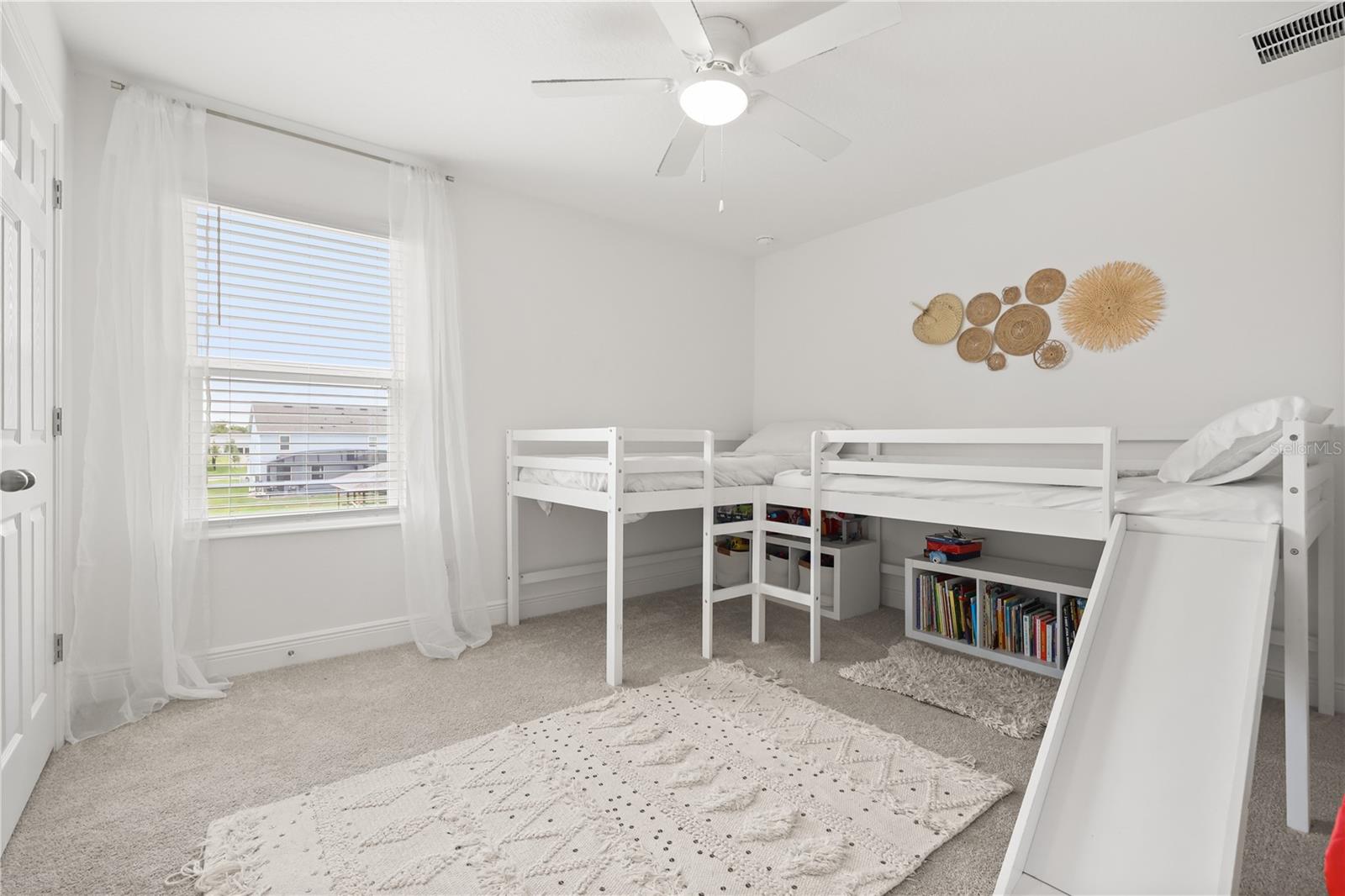 5046 Down Ct Property Photo 6