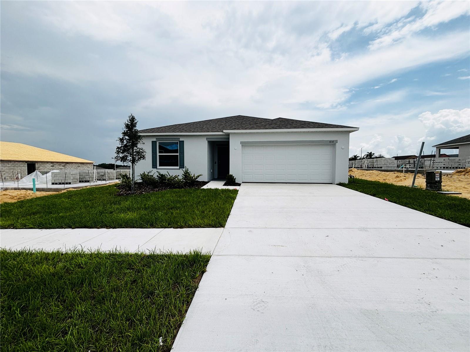 616 BROADOAK DR