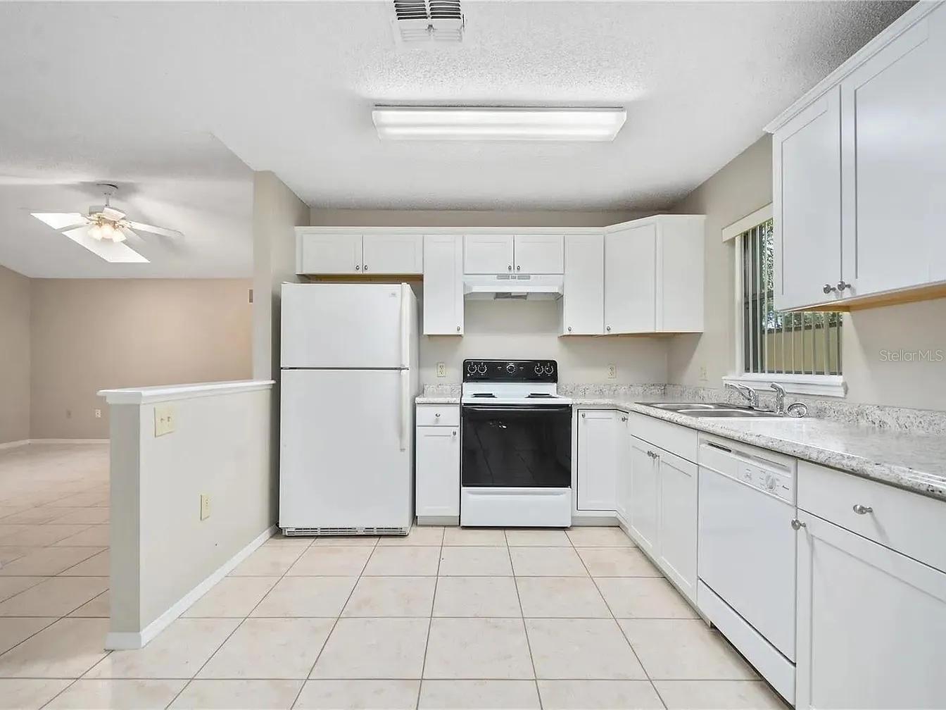 1600 Cimarron Hills Dr Property Photo 4
