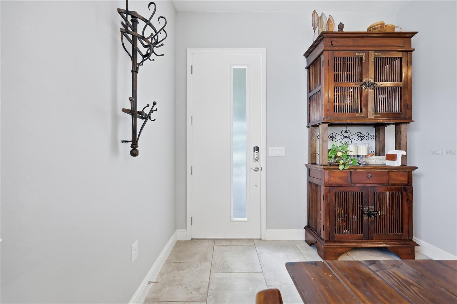 2486 Datura Loop Property Photo 6