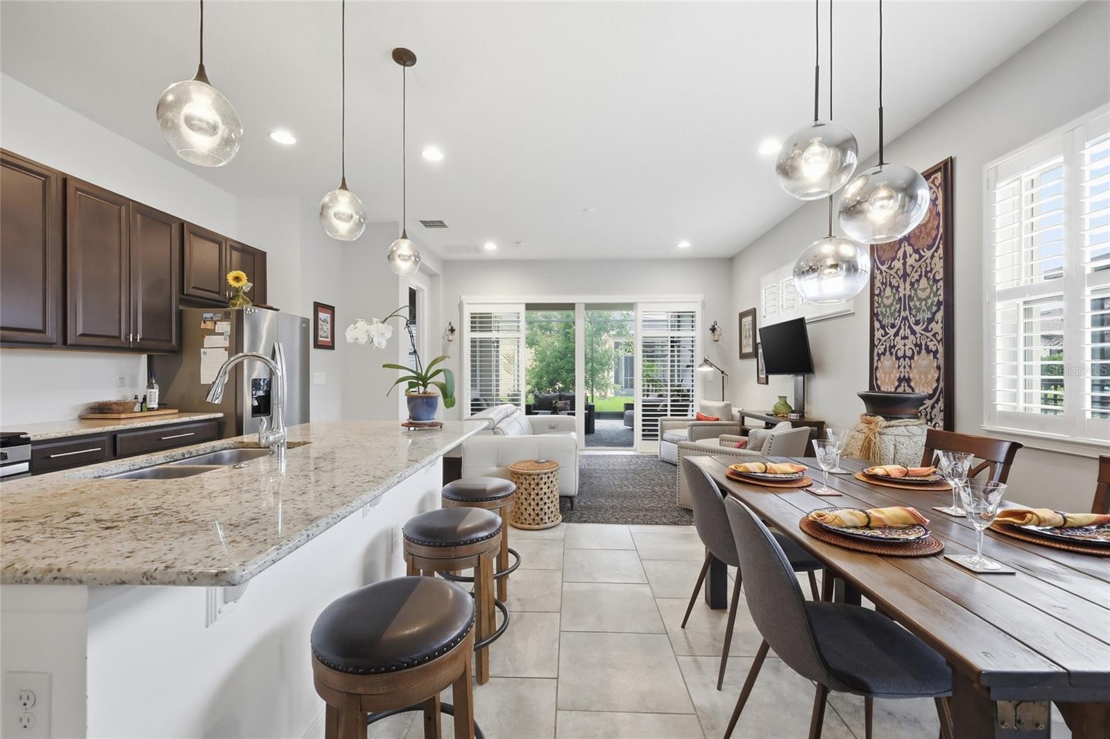 2486 Datura Loop Property Photo 8