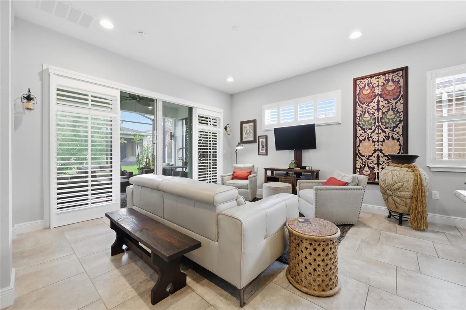 2486 Datura Loop Property Photo 11