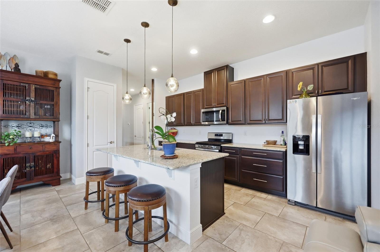 2486 Datura Loop Property Photo 14