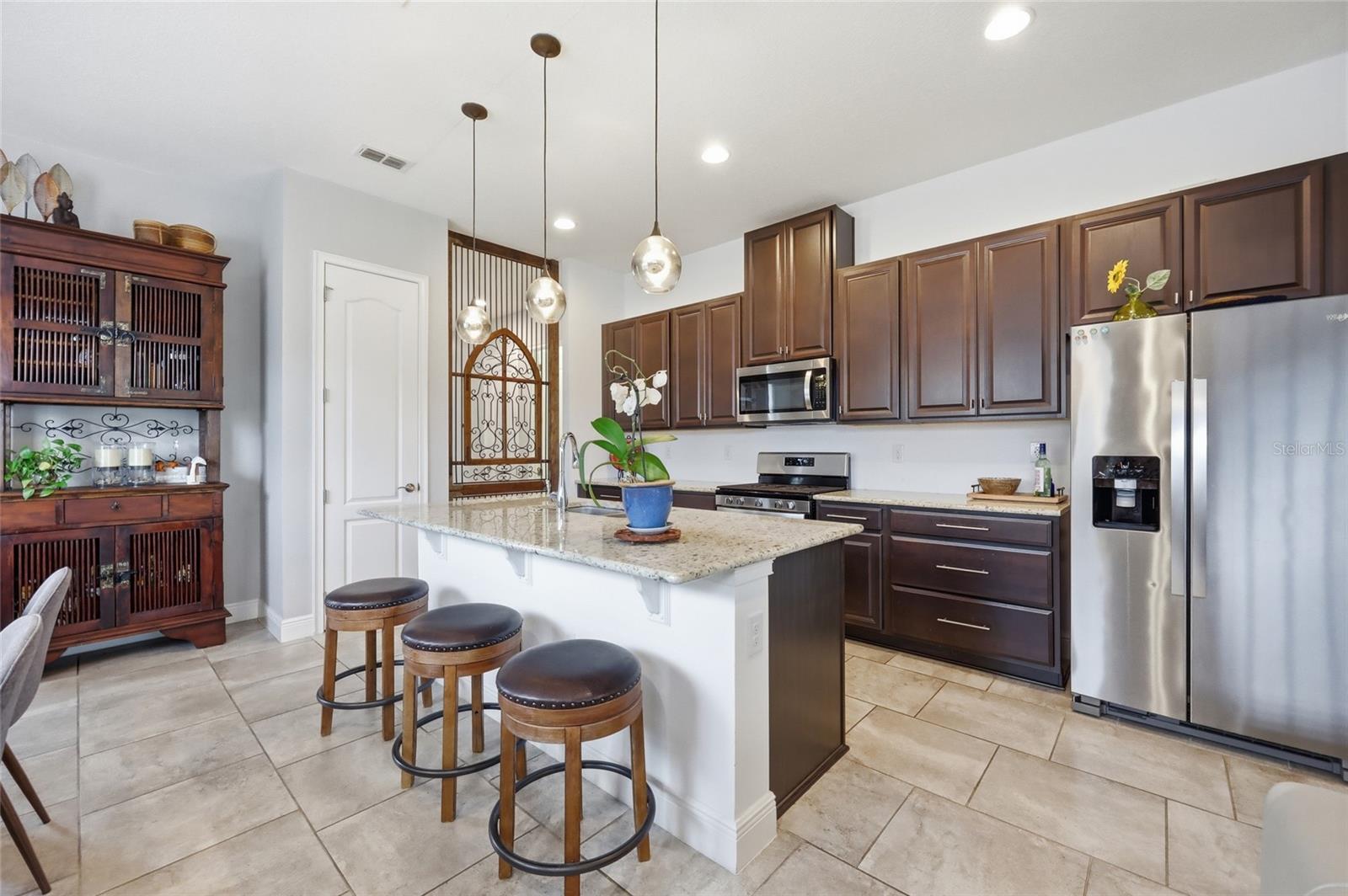 2486 Datura Loop Property Photo 15