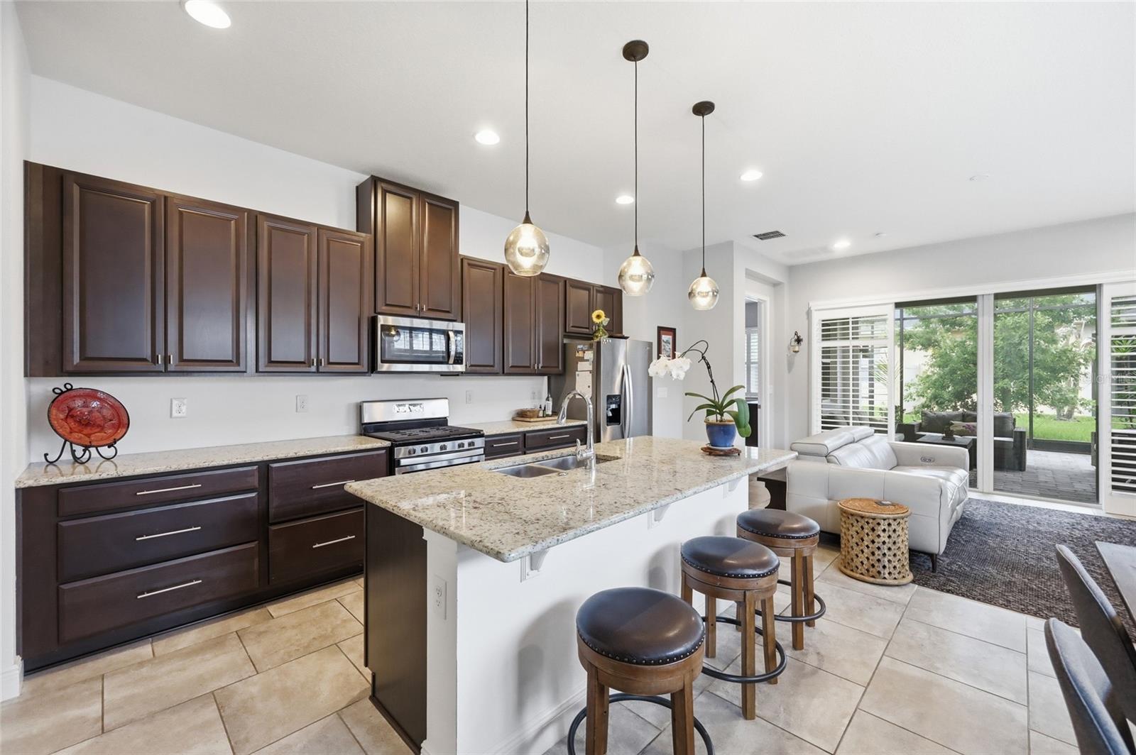 2486 Datura Loop Property Photo 18