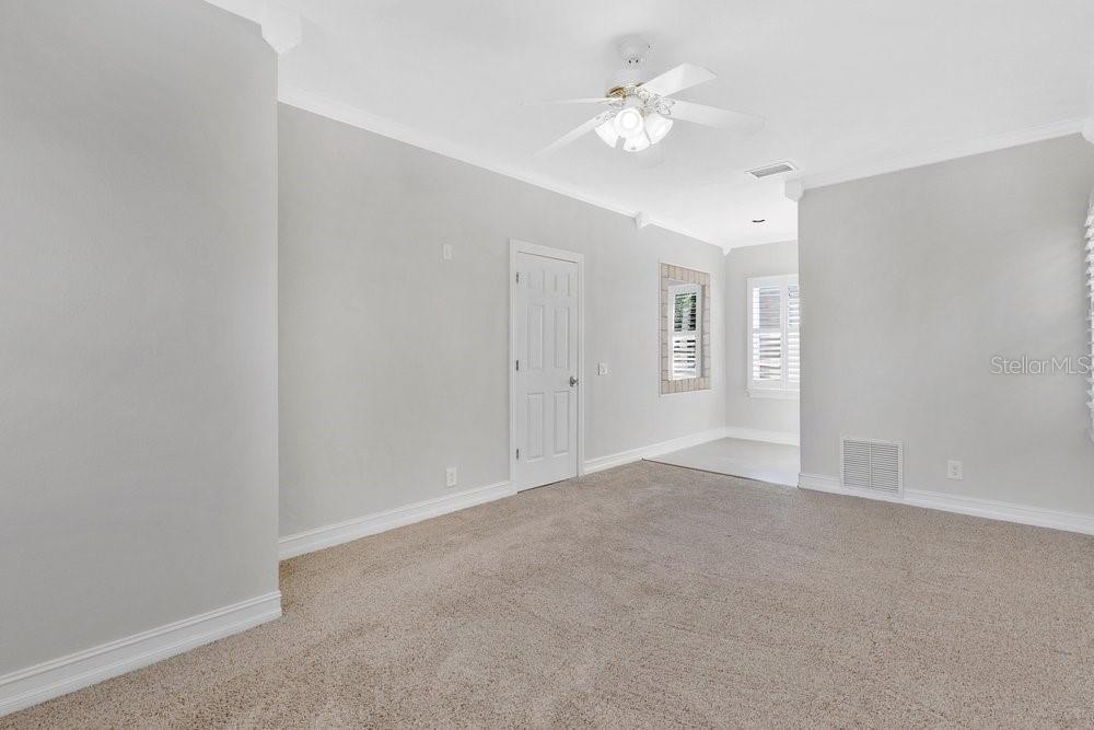 1013 Maiden Ter Property Photo 25