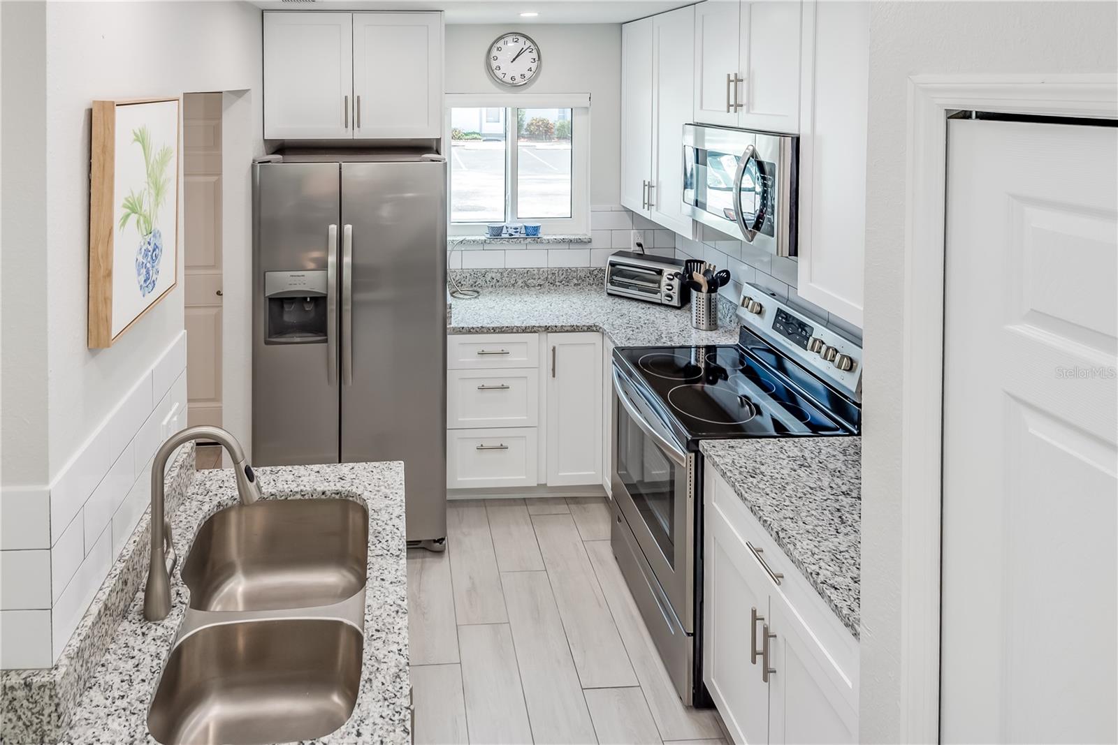 O6407014 Property Photo 9