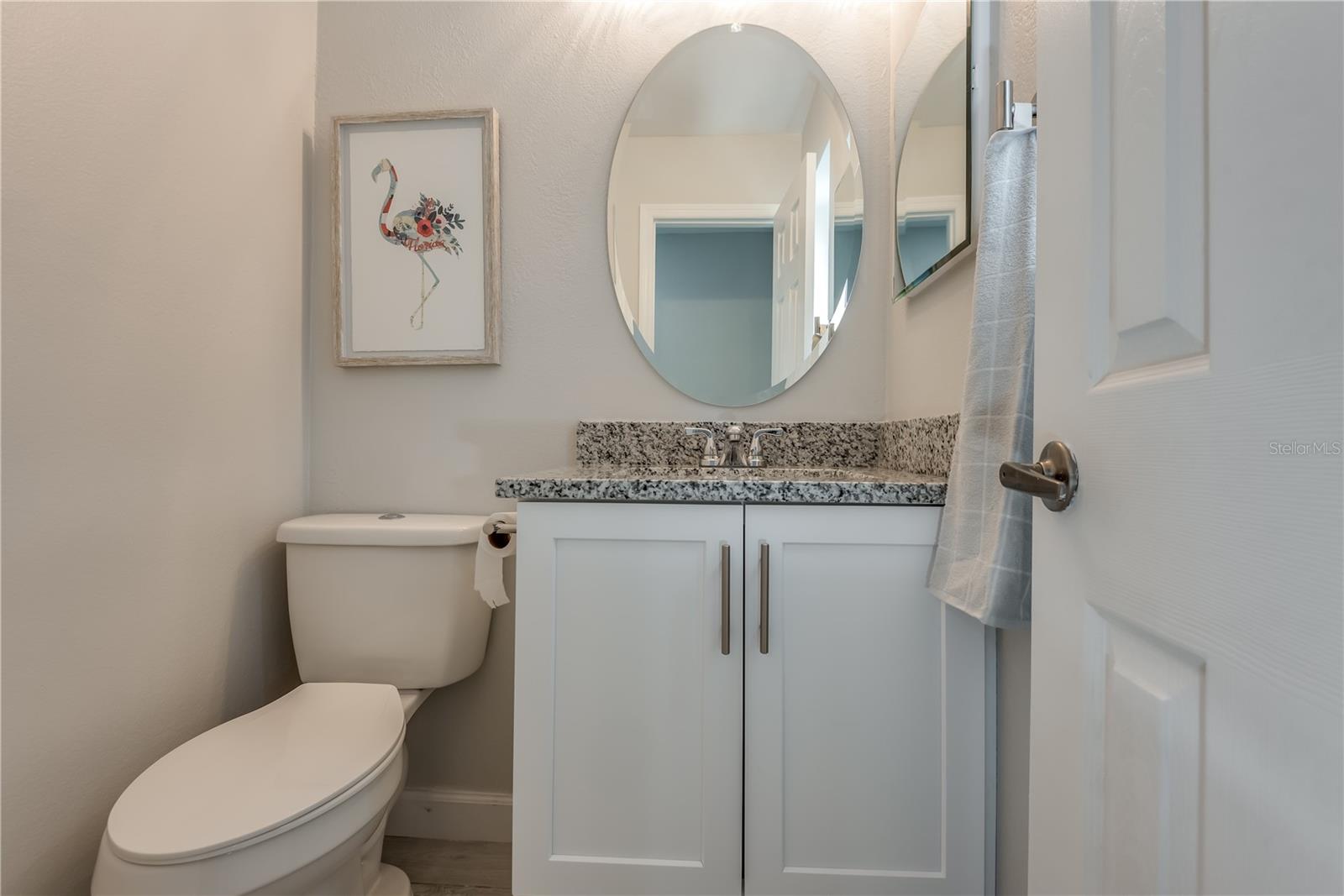 O6407014 Property Photo 10