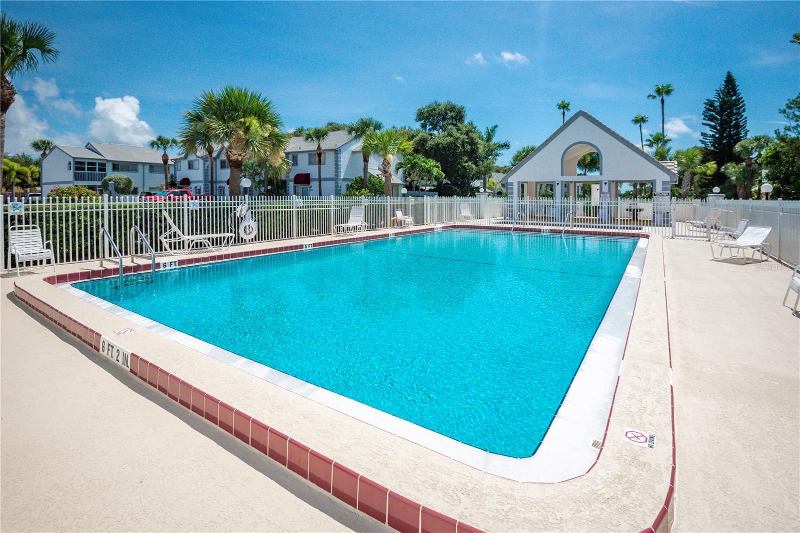 O6407014 Property Photo 18