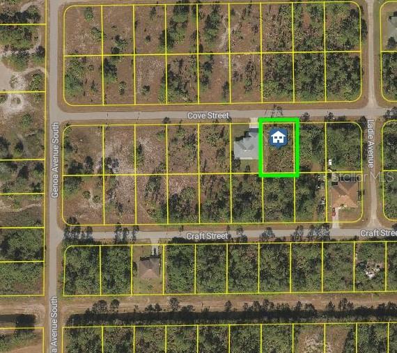 1118 Cove St E Property Photo 1
