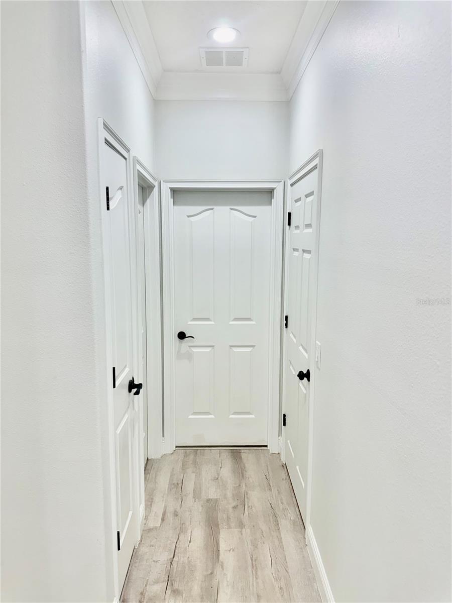 1541 Hackney Ter Property Photo 13
