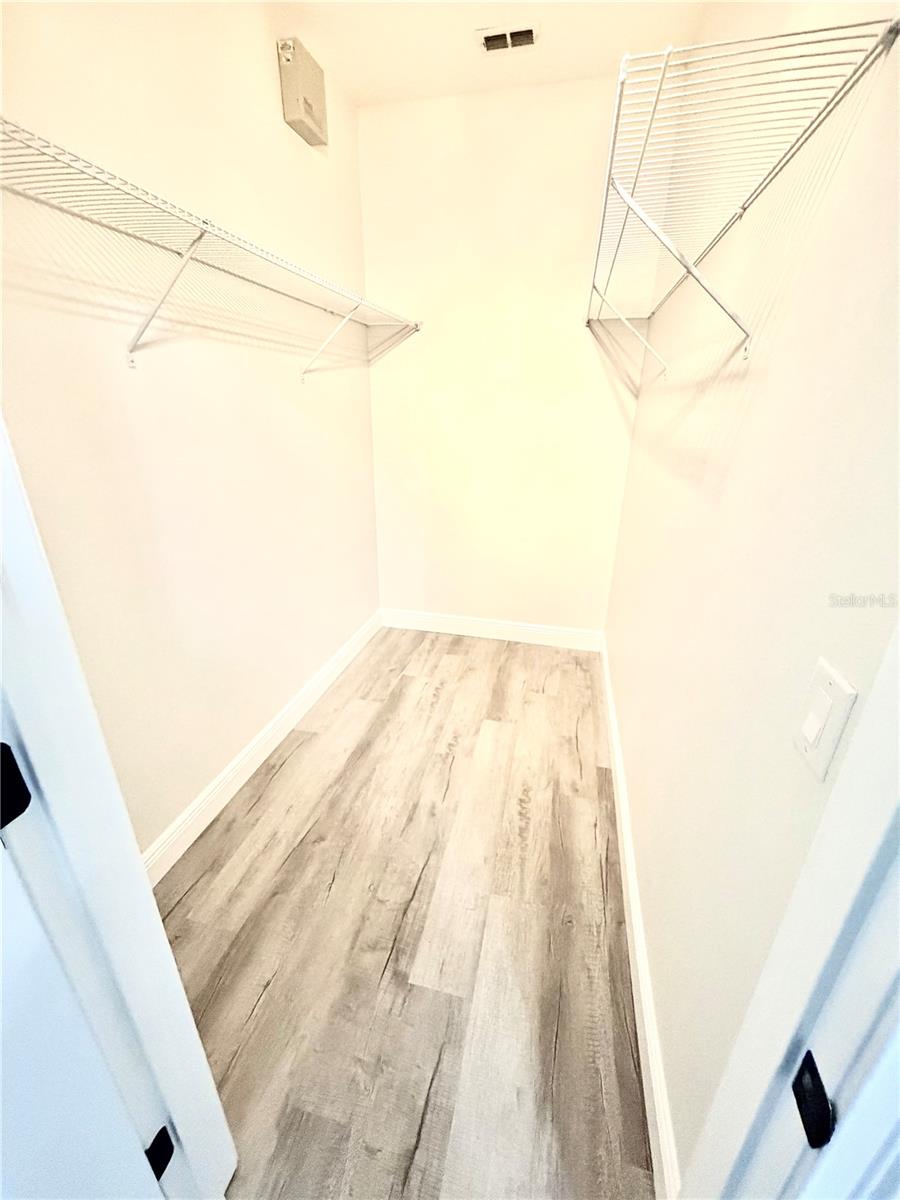 1541 Hackney Ter Property Photo 23
