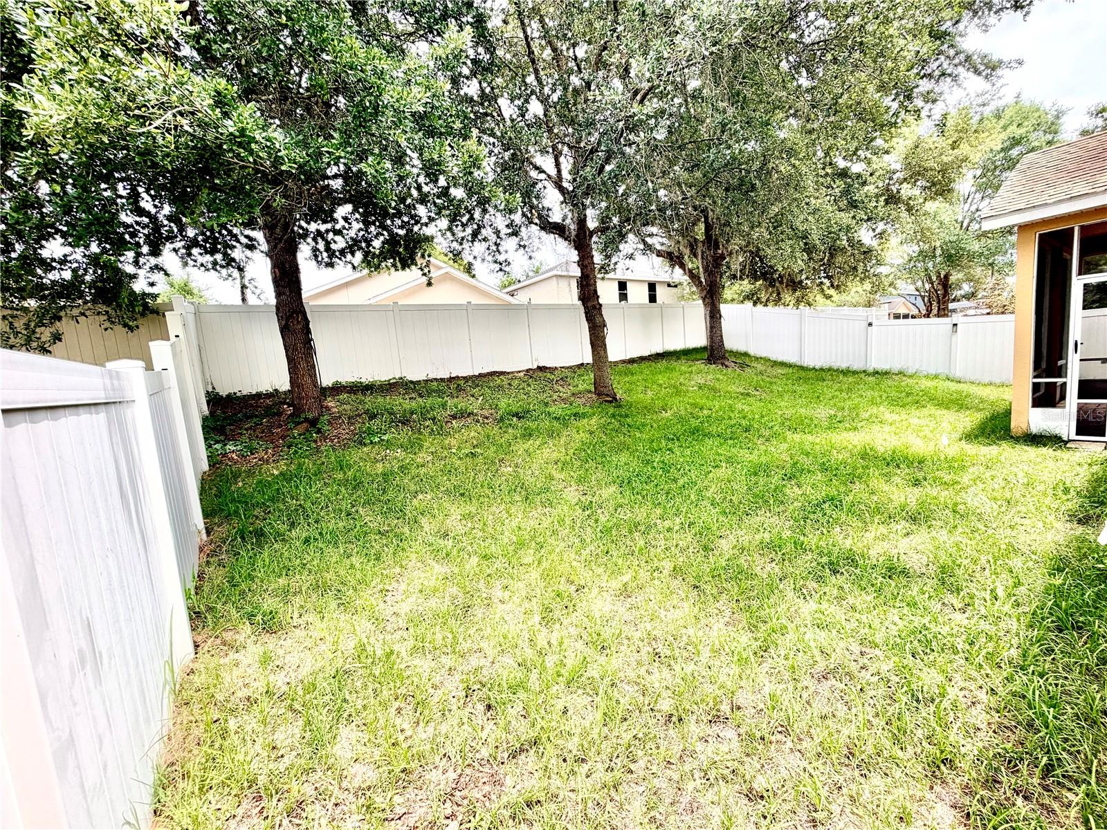 1541 Hackney Ter Property Photo 27