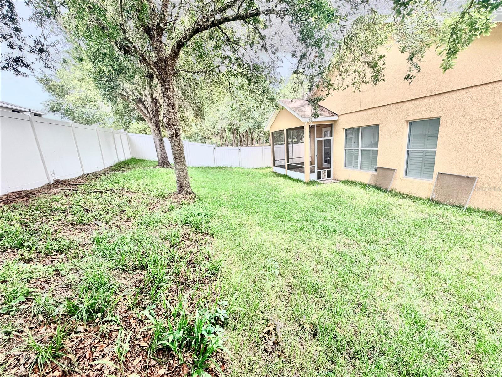 1541 Hackney Ter Property Photo 28