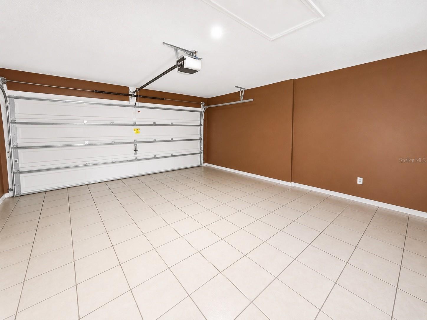 2221 Paria Ln Property Photo 26