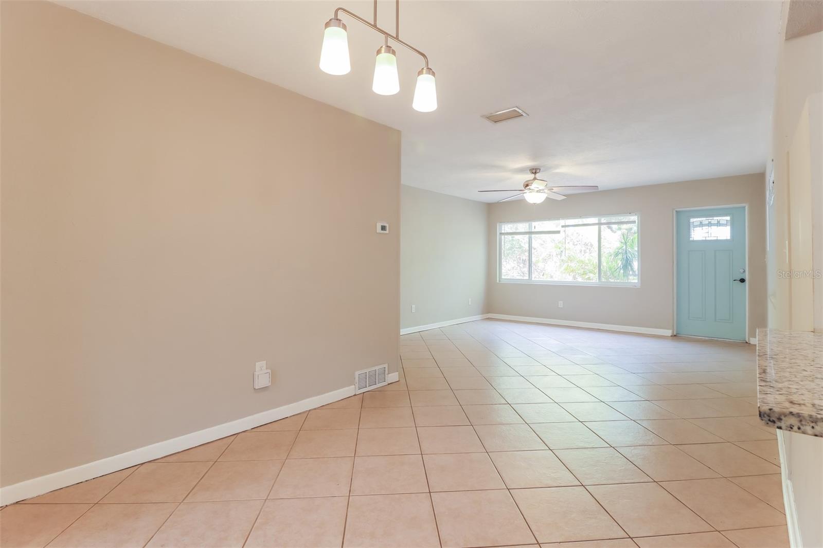1619 Edna Ave Property Photo 5