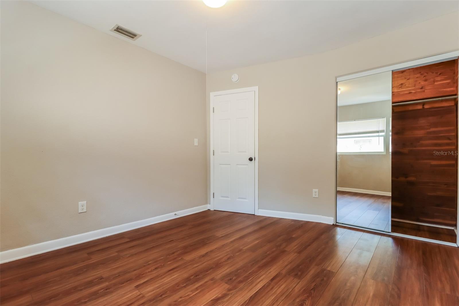 1619 Edna Ave Property Photo 15