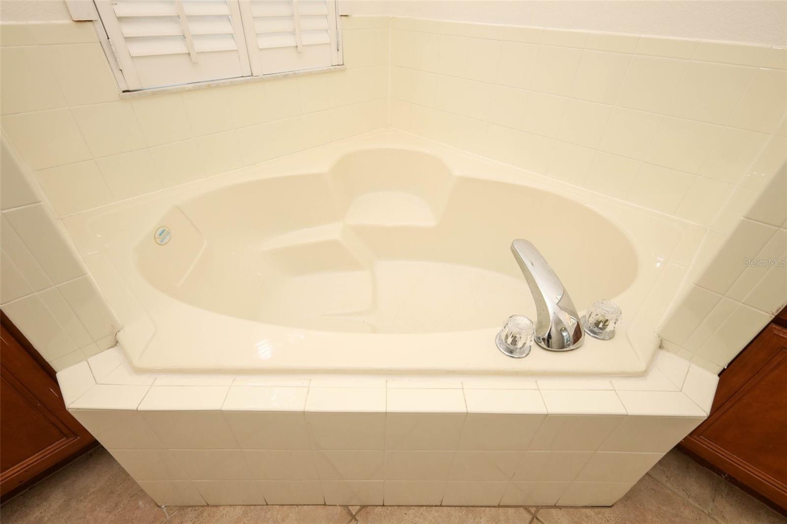 1730 Tealbriar Ave Property Photo 21