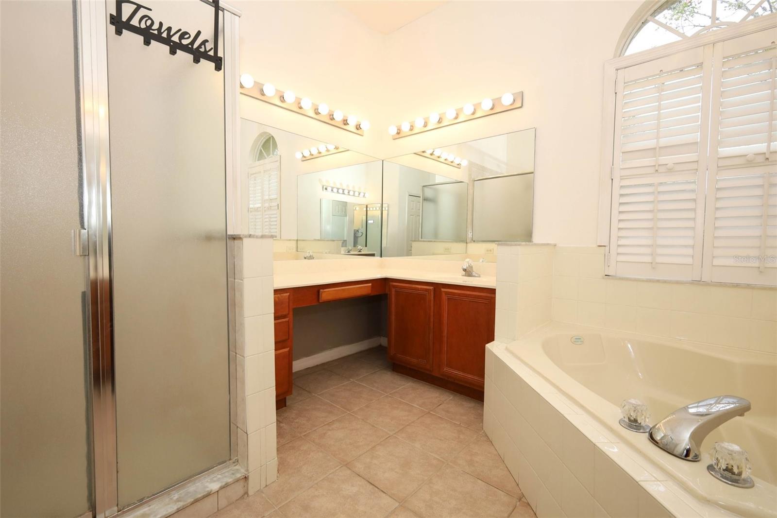1730 Tealbriar Ave Property Photo 22