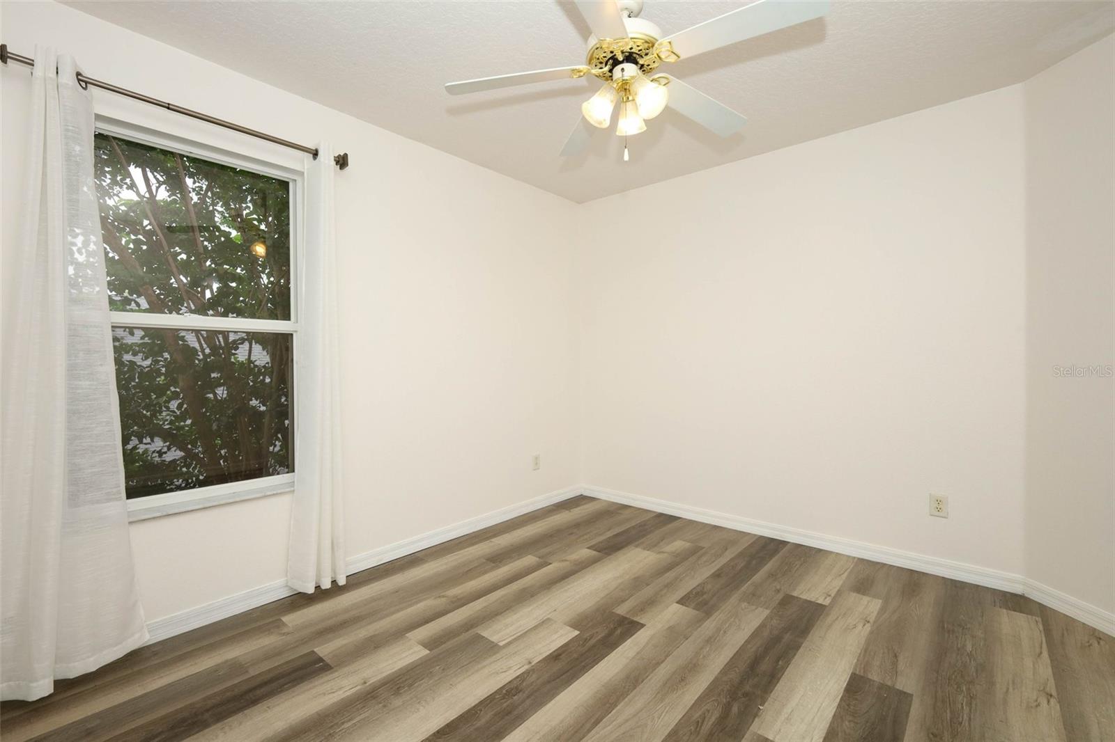 1730 Tealbriar Ave Property Photo 45