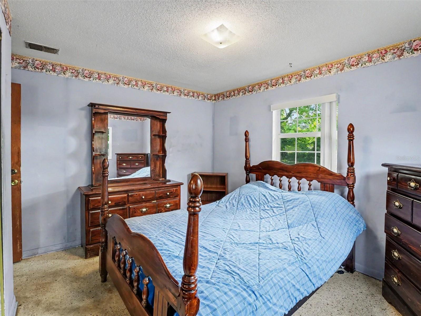 1609 Maureen Ave Property Photo 10