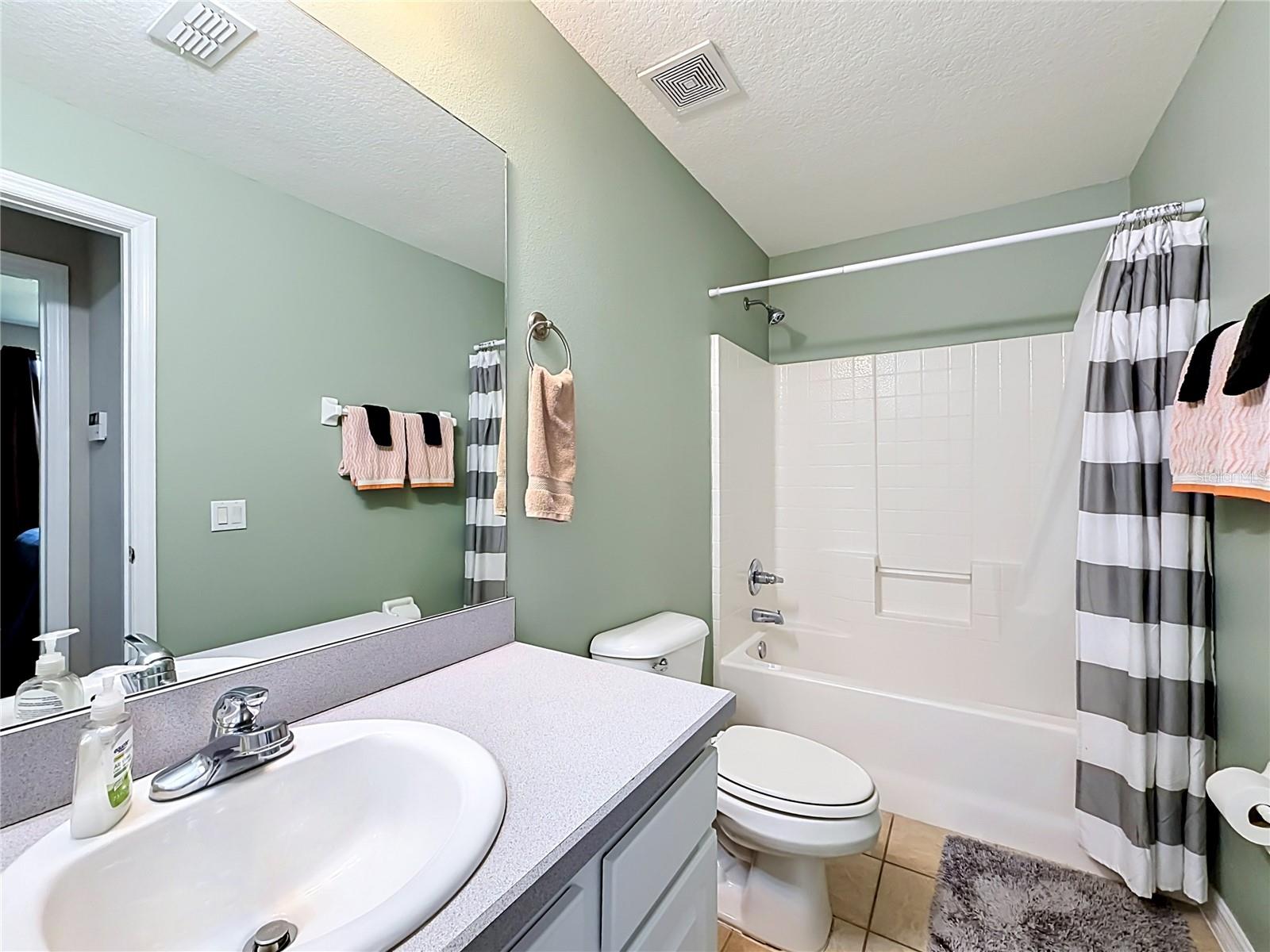 135 Robin Rd Property Photo 25