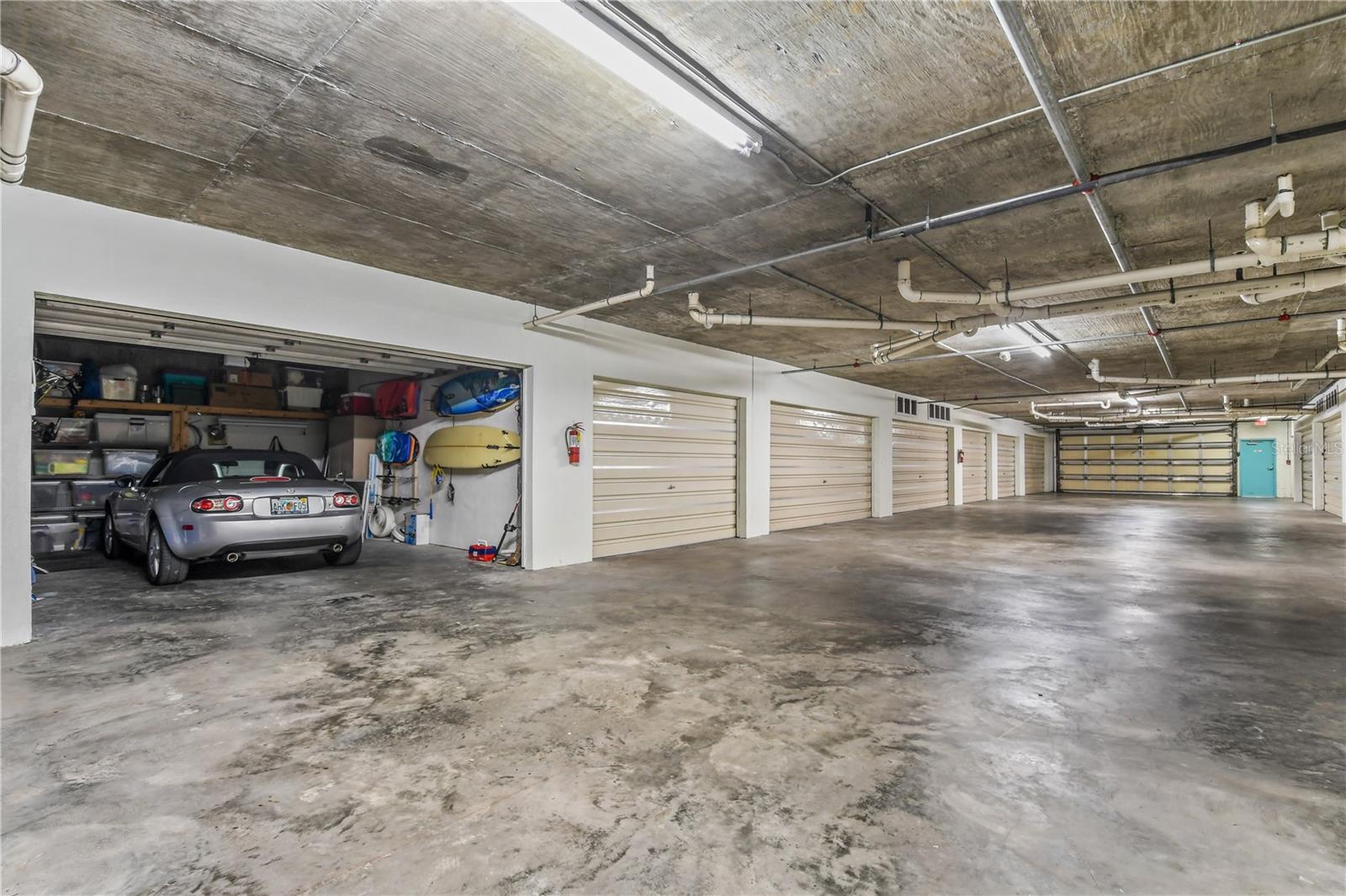 8700 Ridgewood Ave #b204 Property Photo 17