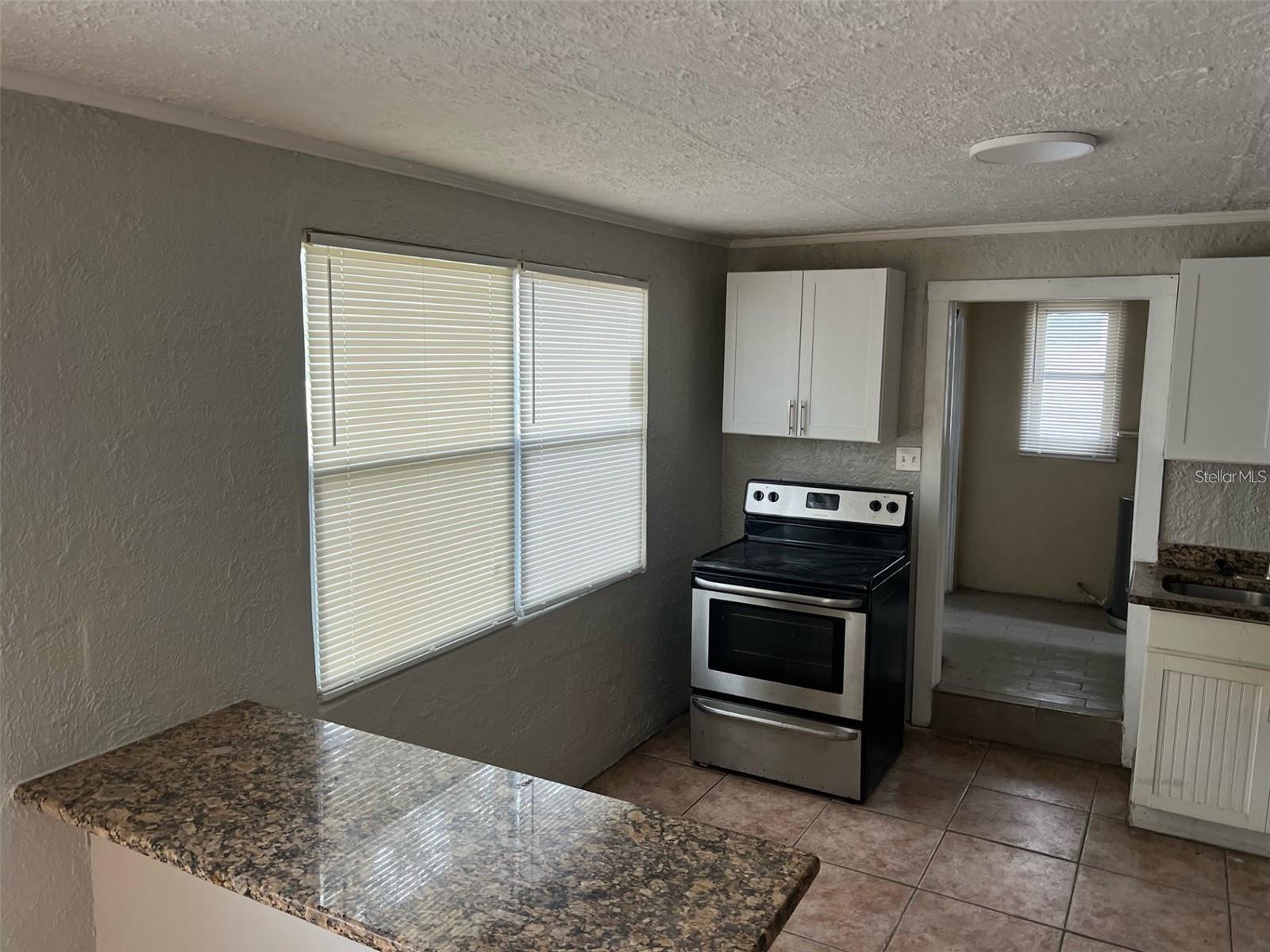 1450 Wakulla Way Property Photo 3