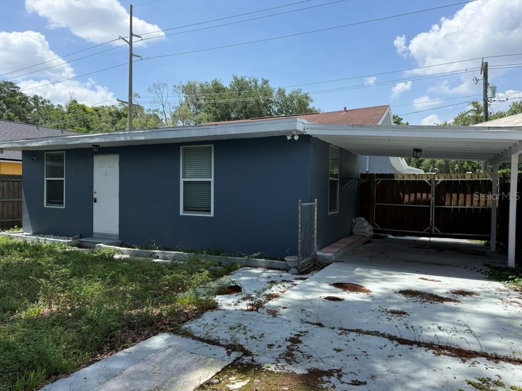 1512 W Kirby St Property Photo 4