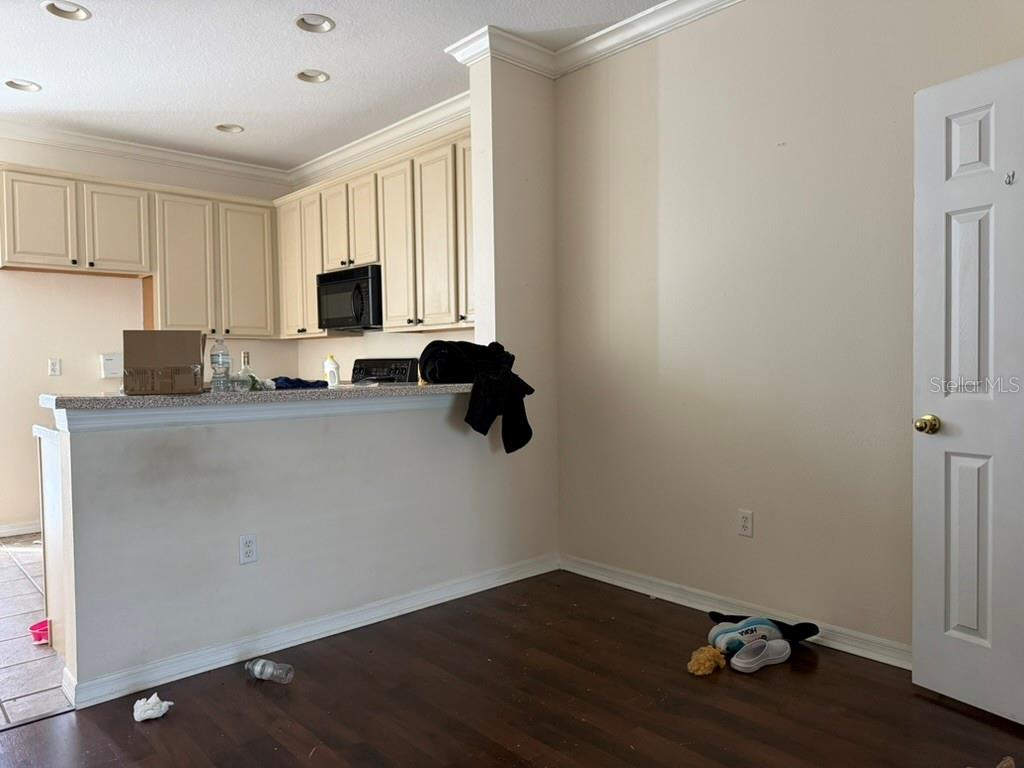 11537 Declaration Dr Property Photo 5