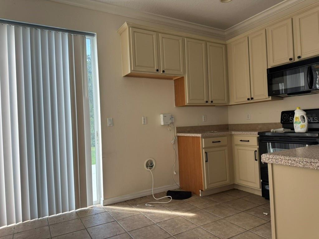 11537 Declaration Dr Property Photo 8