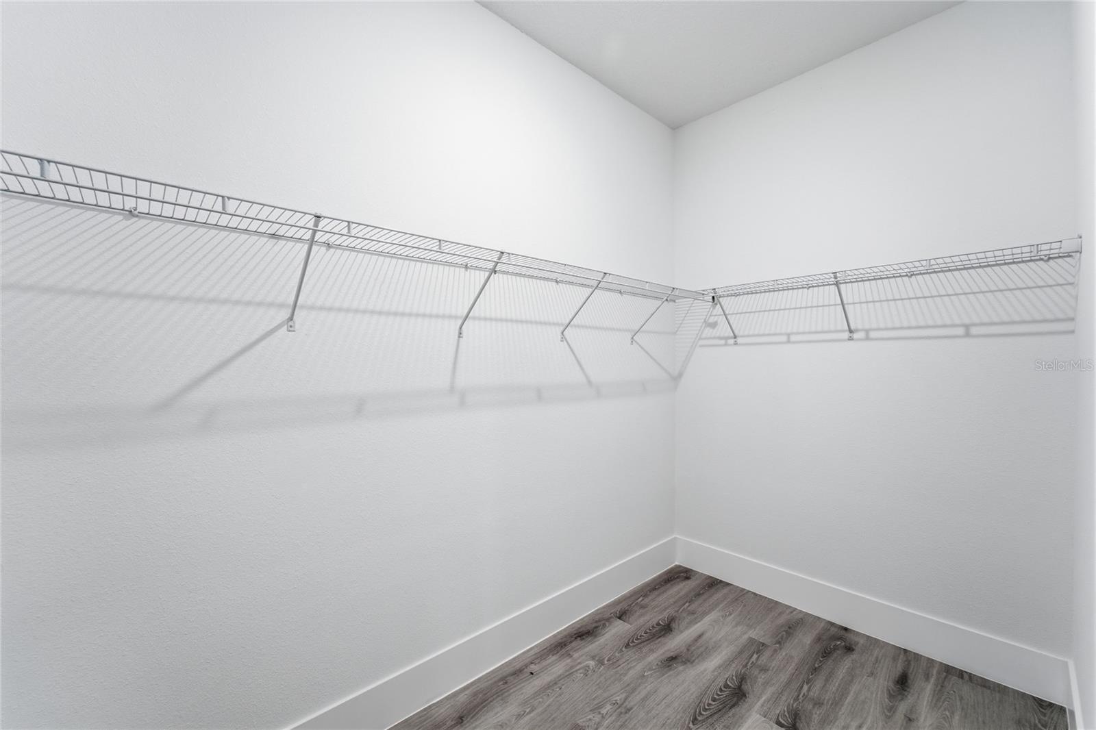 226 E Caldwell Dr Property Photo 28