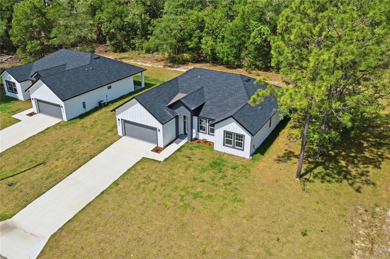 226 E Caldwell Dr Property Photo 39