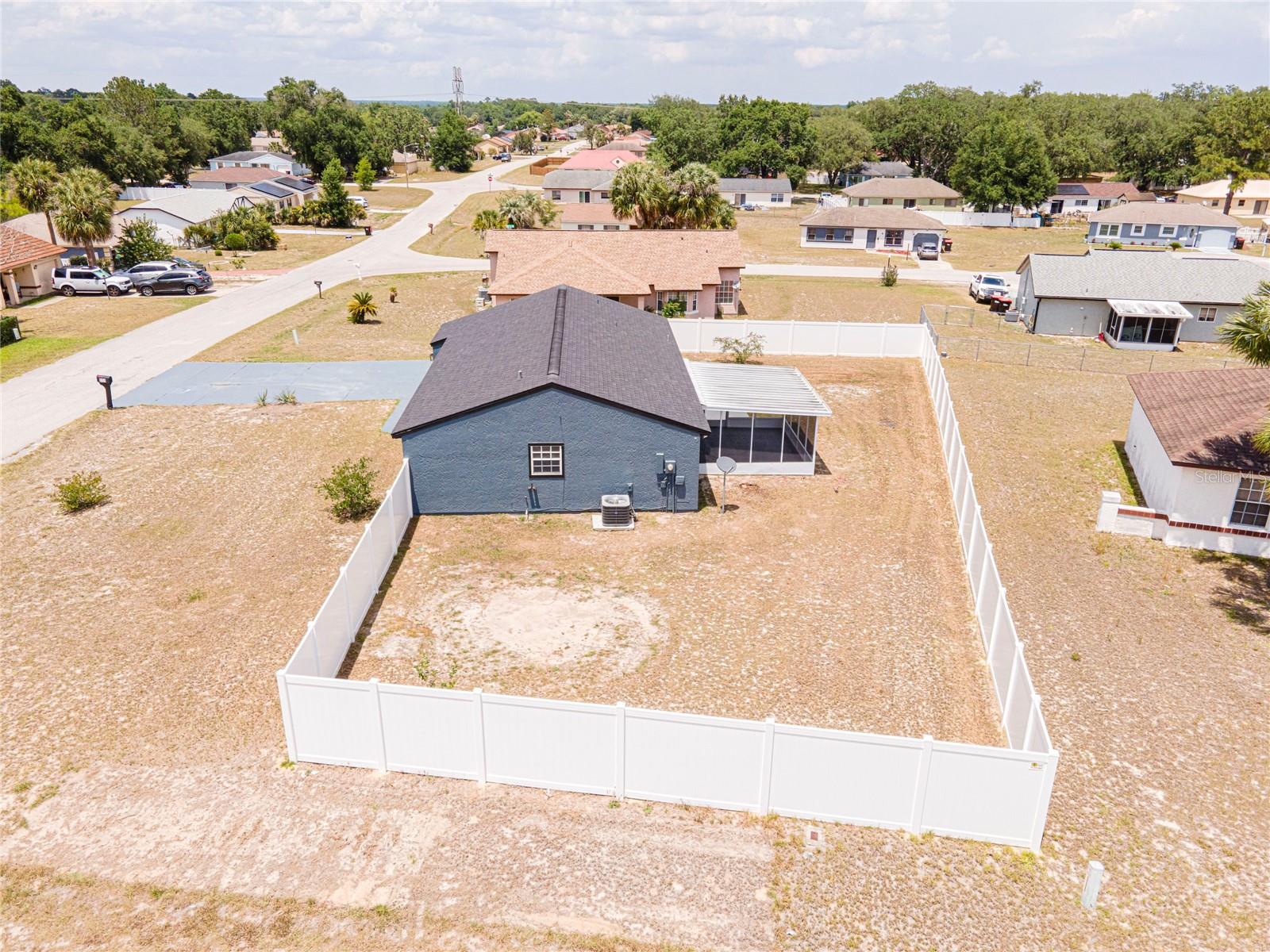 336 Oak Track Dr Property Photo 40
